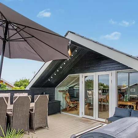 Holiday home Kajsa - 150m From The Sea By Interhome *